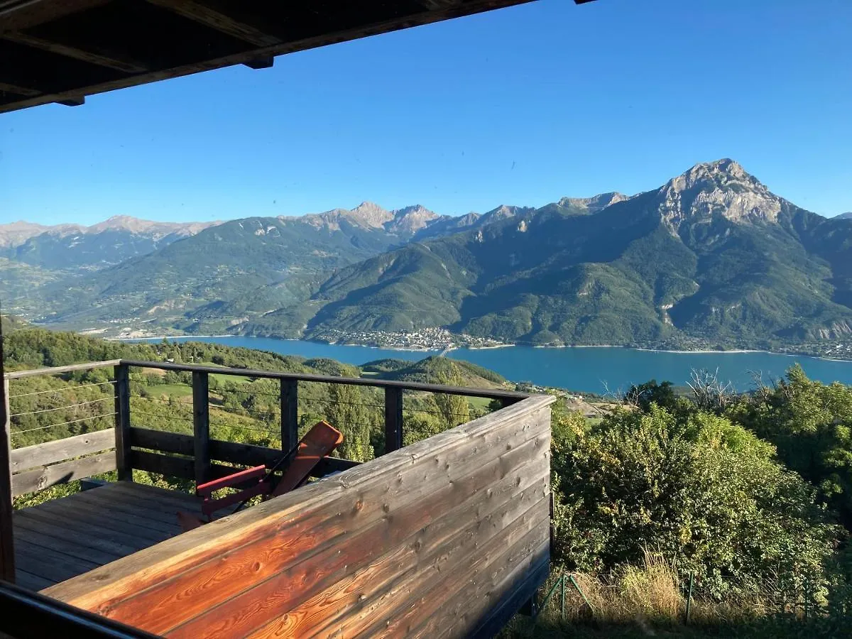 Chalet Bioclimatique Avec Vue Sur Le Lac De Serre Poncon Saint-Apollinaire  France