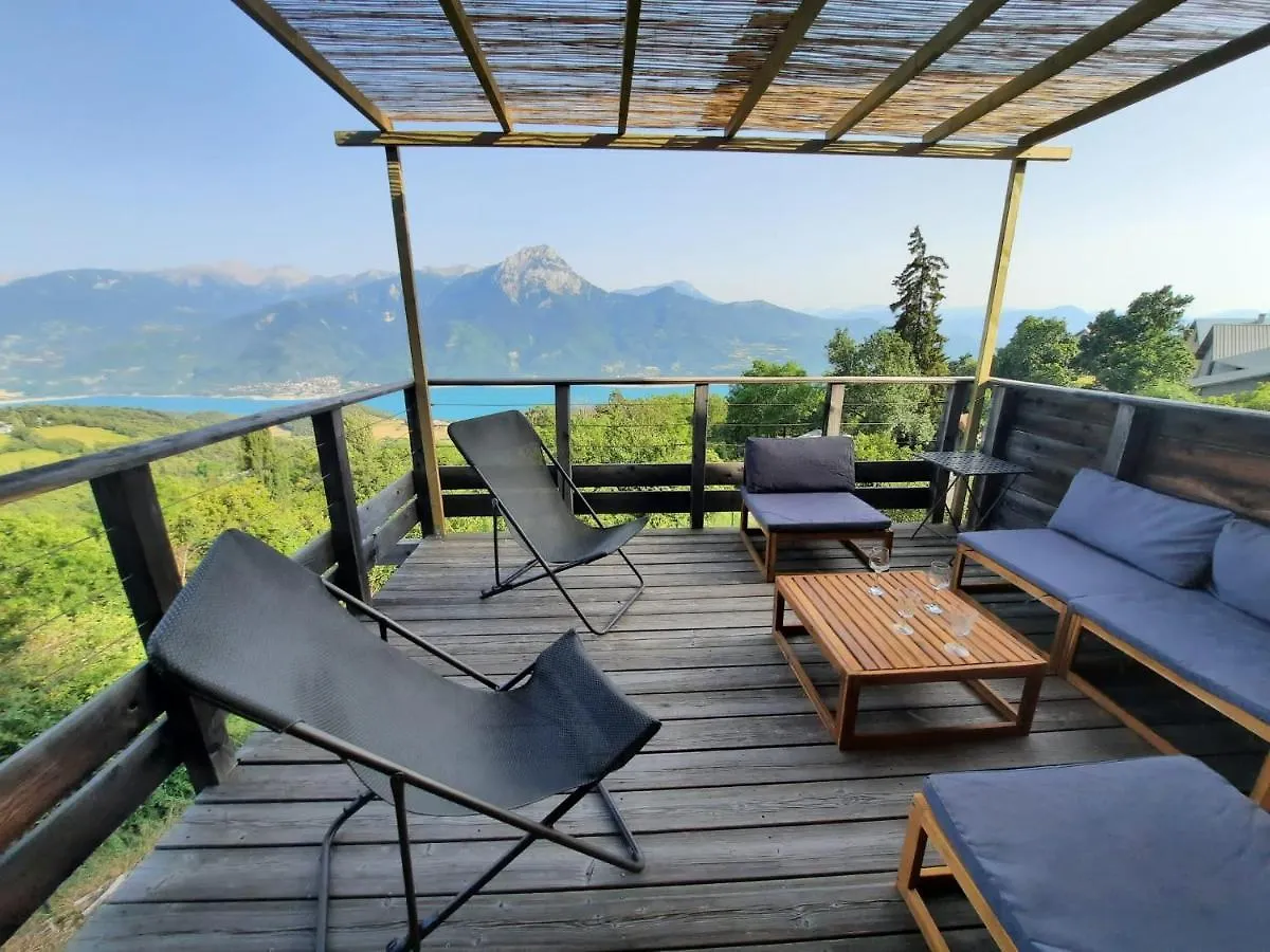 Chalet Bioclimatique Avec Vue Sur Le Lac De Serre Poncon Saint-Apollinaire